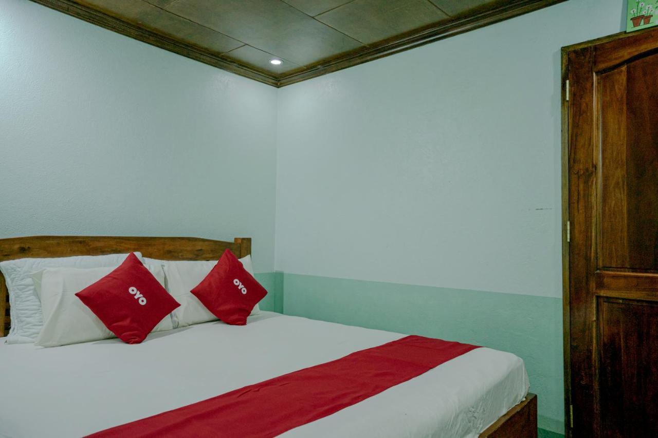 Oyo 760 Tiptop Vacation Homes Baguio City Екстериор снимка