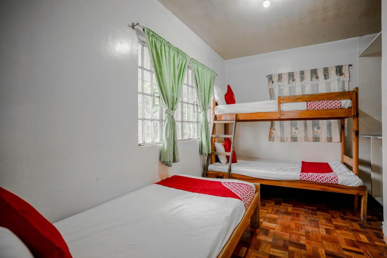 Oyo 760 Tiptop Vacation Homes Baguio City Екстериор снимка