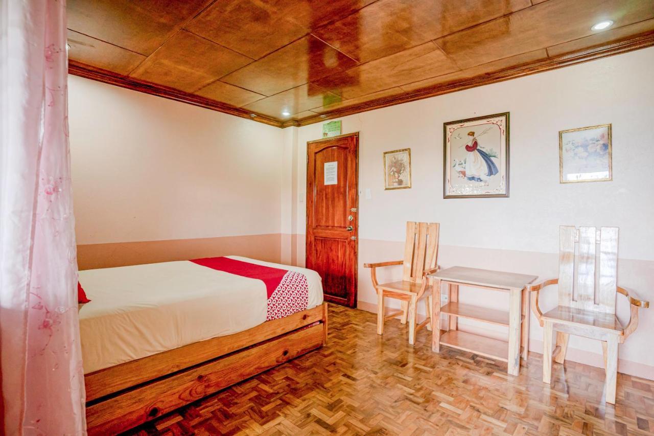 Oyo 760 Tiptop Vacation Homes Baguio City Екстериор снимка