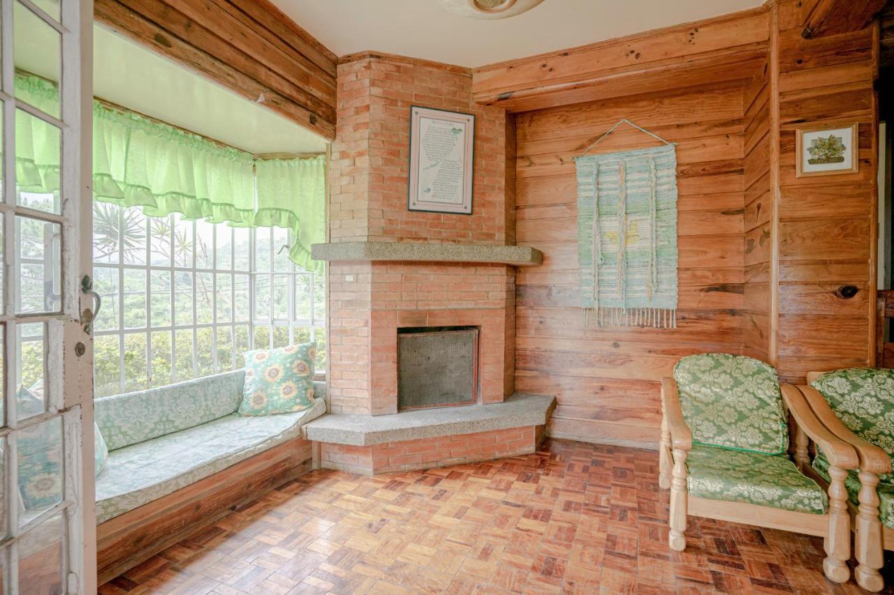 Oyo 760 Tiptop Vacation Homes Baguio City Екстериор снимка